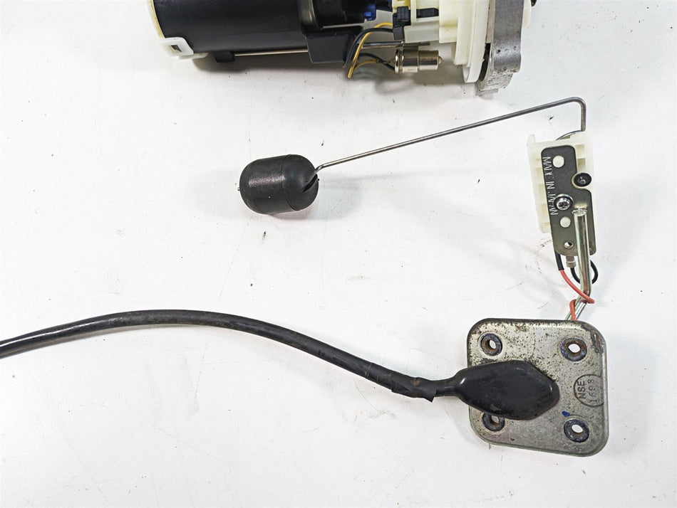 2009 Yamaha XV1900 Raider Fuel Gas Petrol Pump & Sender D7-13907-00-00 {{ shop.shopifyCountryName }} - Mototech271