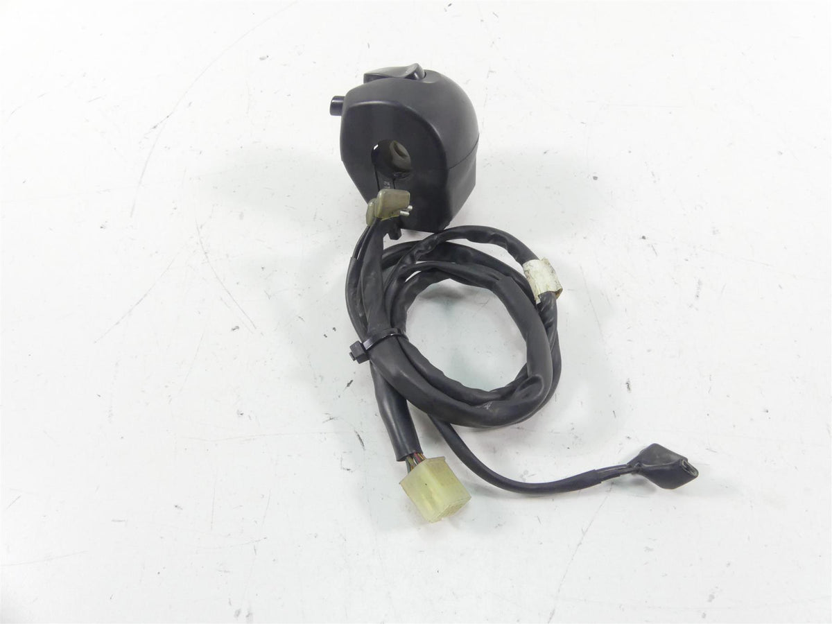 2008 Yamaha FZ1 Fazer Left Hand Blinker Light Control Switch 3C3-83972-00-00 {{ shop.shopifyCountryName }} - Mototech271