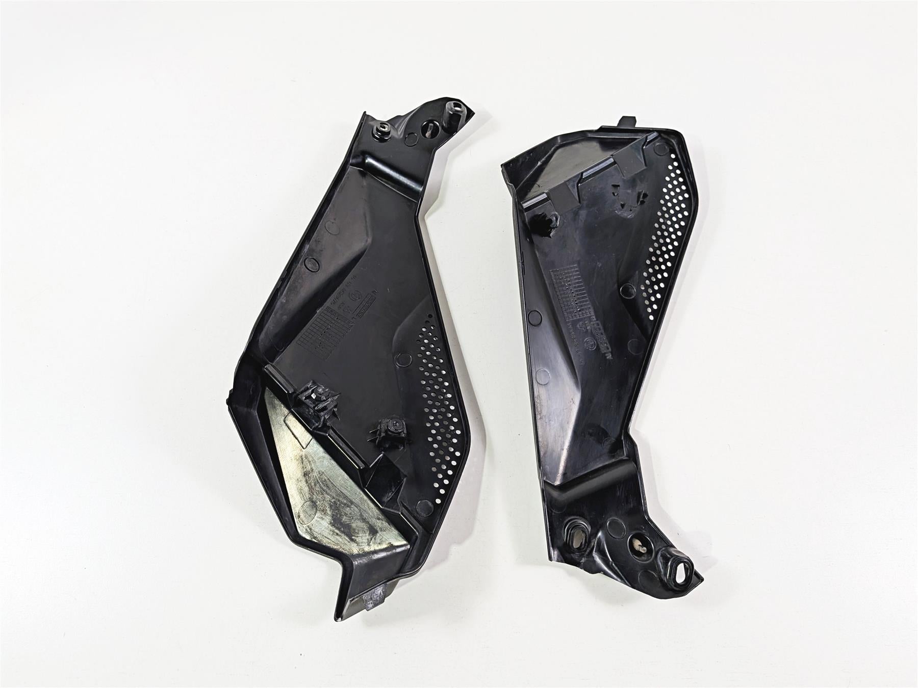 2015 BMW R1200GS K50 Lower Side Tank Fairing Set READ 46638528676 46638528675 {{ shop.shopifyCountryName }} - Mototech271