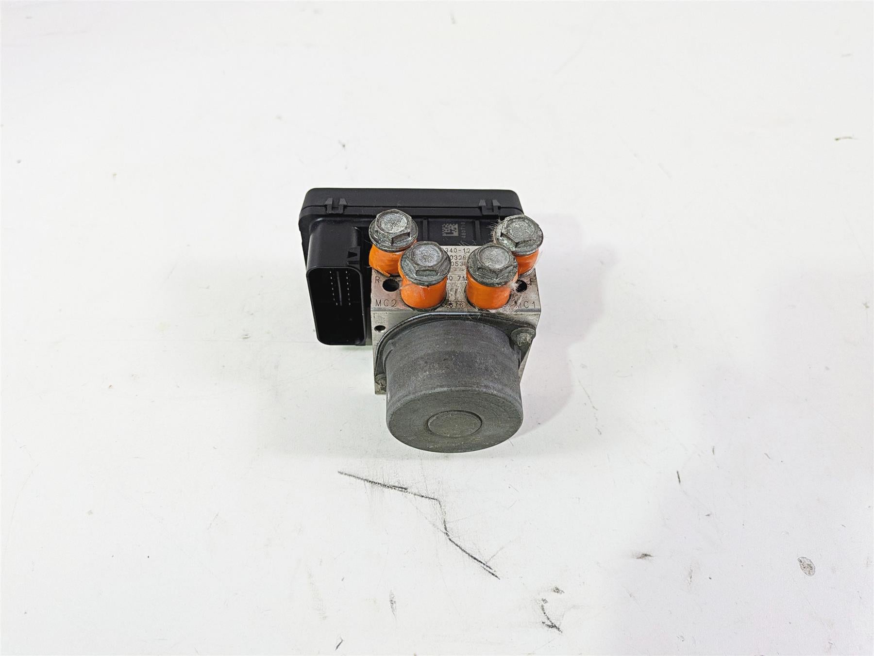 2015 Harley FXDF Dyna Fat Bob Abs Brake Pump Pressure Module 48340-12 {{ shop.shopifyCountryName }} - Mototech271