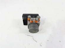 Load image into Gallery viewer, 2015 Harley FXDF Dyna Fat Bob Abs Brake Pump Pressure Module 48340-12
