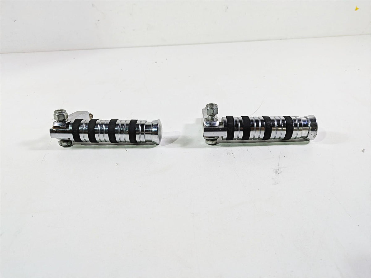 2009 Harley FLSTSB Cross Bones Rear Passenger Foot Peg Set {{ shop.shopifyCountryName }} - Mototech271