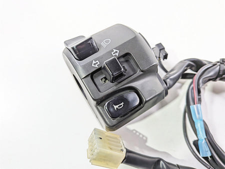 2008 Yamaha YZF R1 RN19 Left Hand Control Switch Light Blinker 4C8-83973-00-00 {{ shop.shopifyCountryName }} - Mototech271