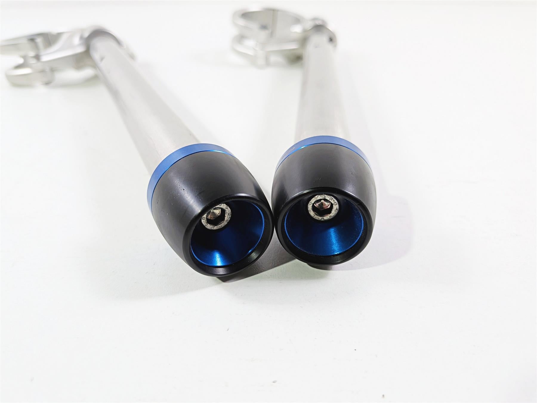 2019 Ducati Panigale V4S V4 S Corse Left Right Clip On Handlebar Set 6992A051A {{ shop.shopifyCountryName }} - Mototech271