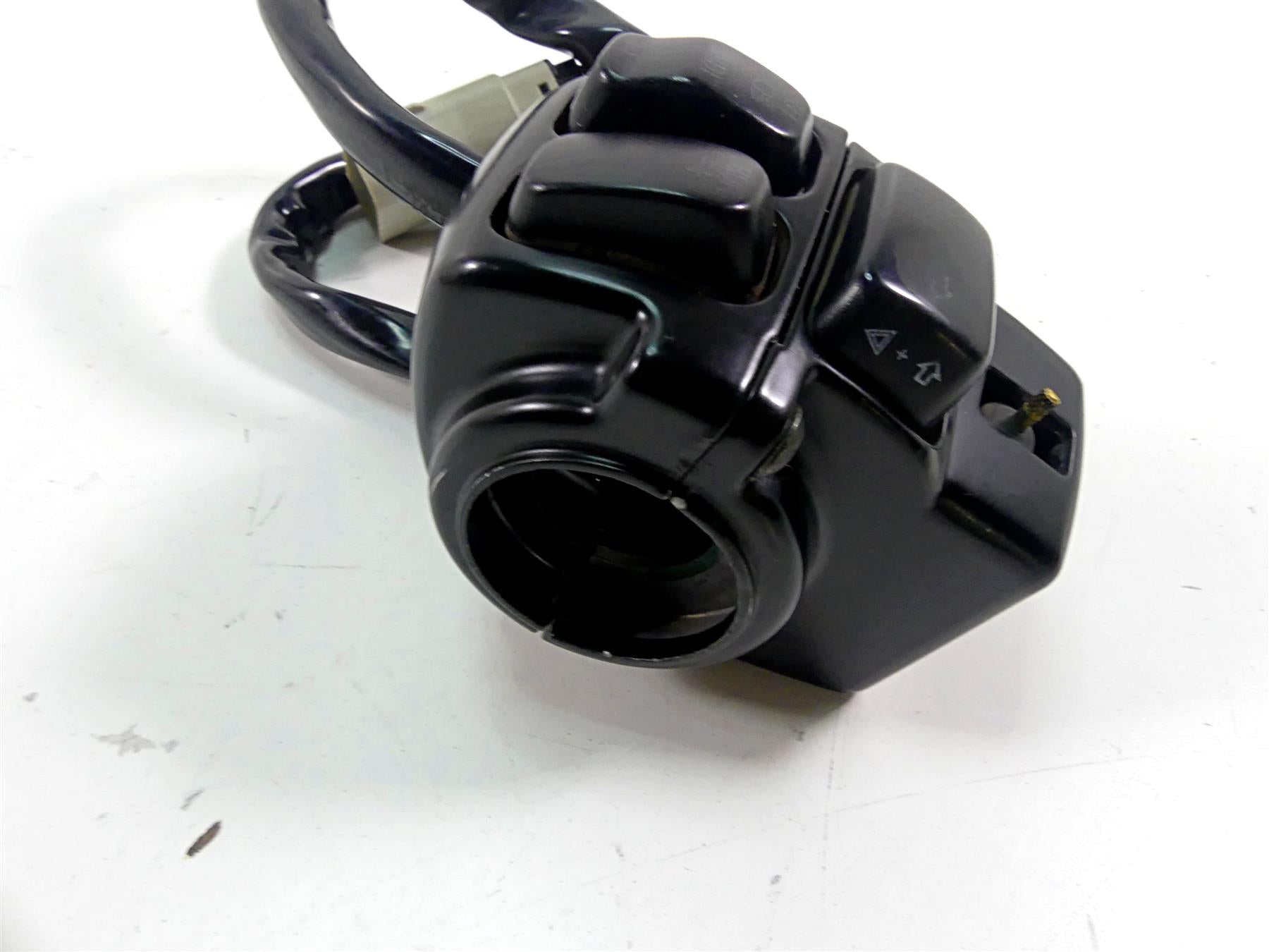 2008 Harley Touring FLHX Street Glide Left Hand Control Switch -Read 71558-96A {{ shop.shopifyCountryName }} - Mototech271