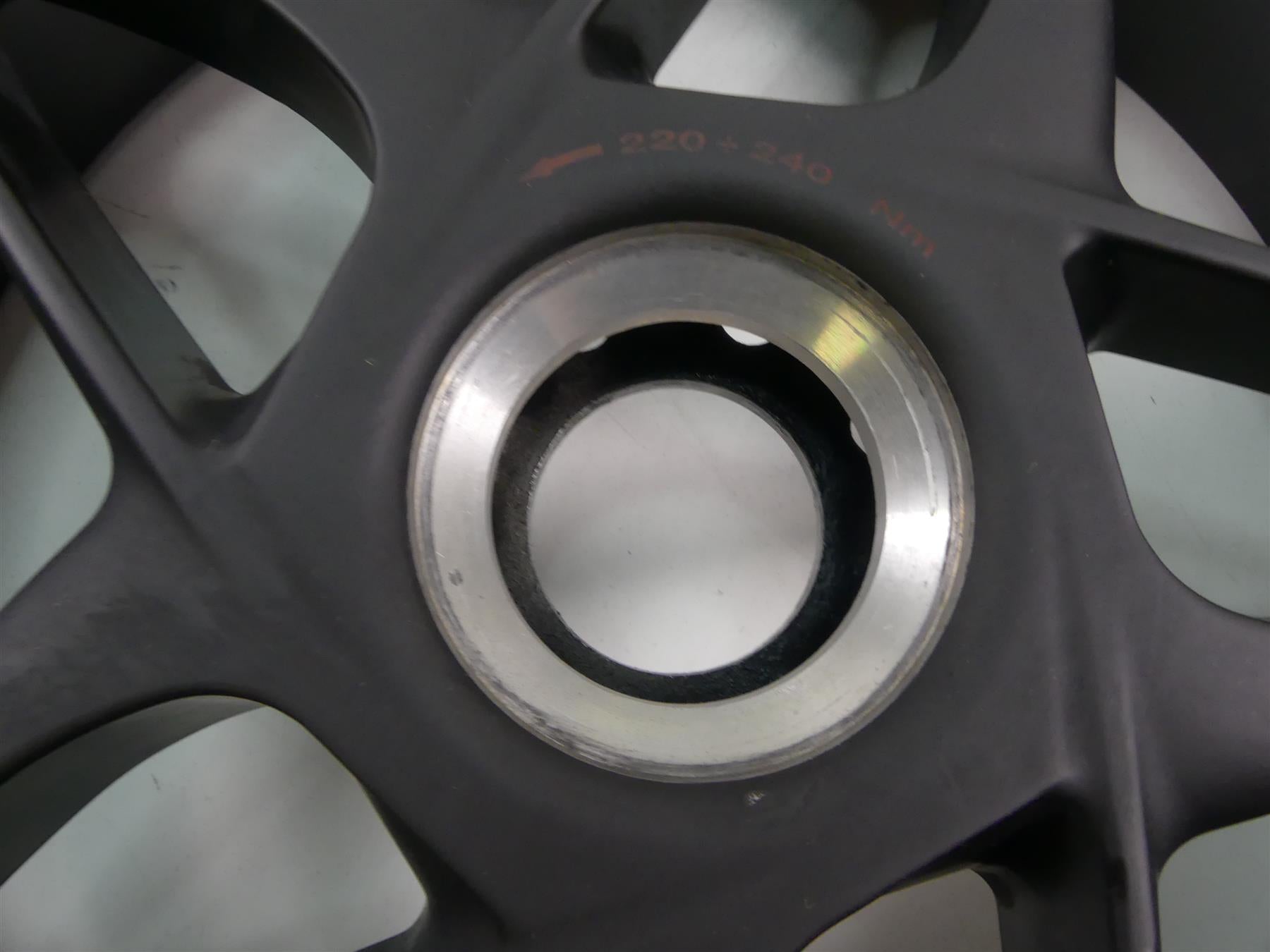 2012 Mv Agusta Brutale 1090 R Straight Rear Wheel Rim Rim 17x6 80B0B3098 {{ shop.shopifyCountryName }} - Mototech271