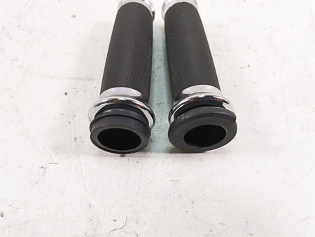 2010 Harley Touring FLHTCU Electra Glide Nice Avon Hand Grip Set CC-85-CH-FLY {{ shop.shopifyCountryName }} - Mototech271