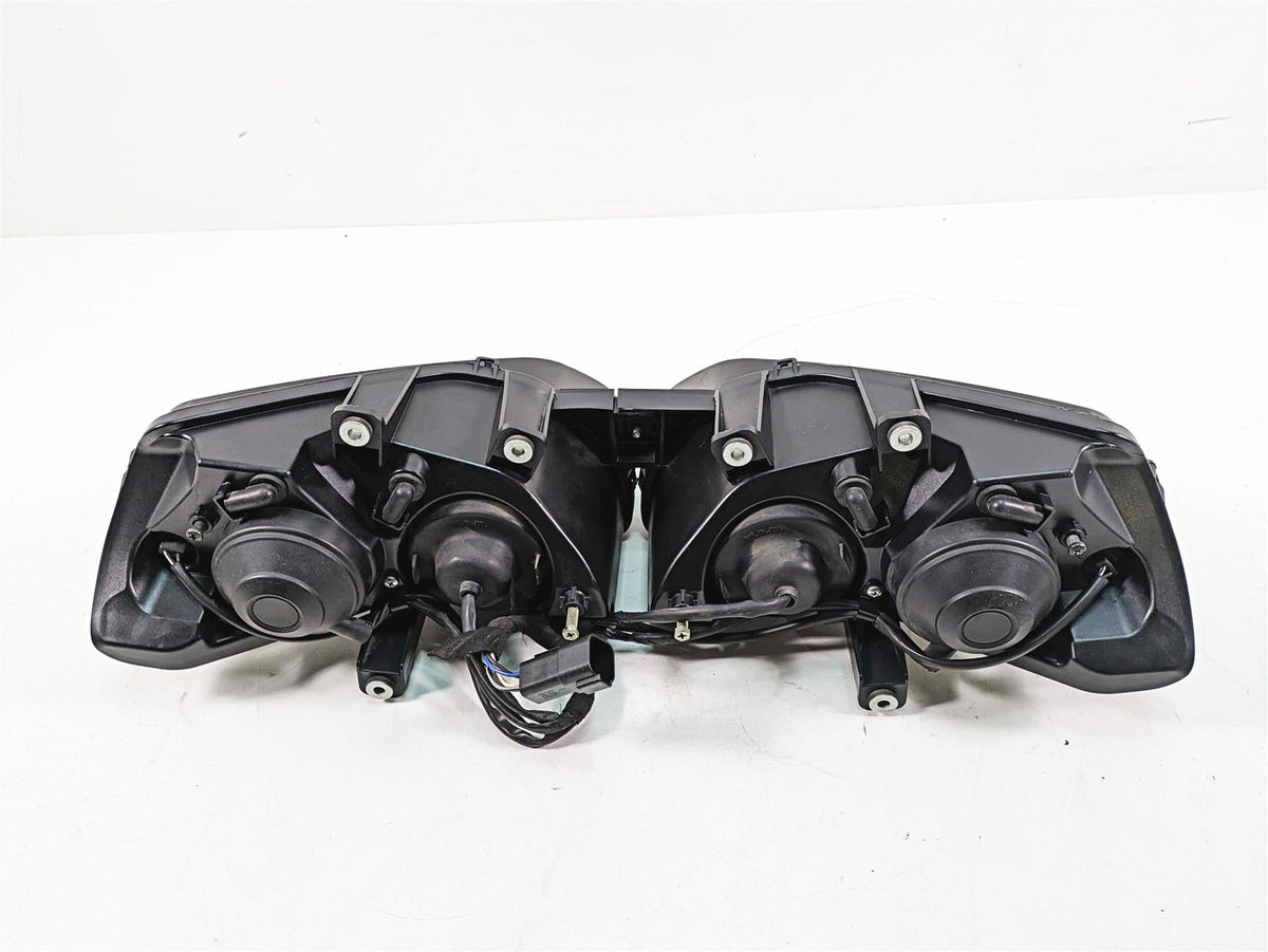 2008 Buell 1125 R Headlight Head Light & Wiring Set Y0721.1AM Y0722.1AM {{ shop.shopifyCountryName }} - Mototech271
