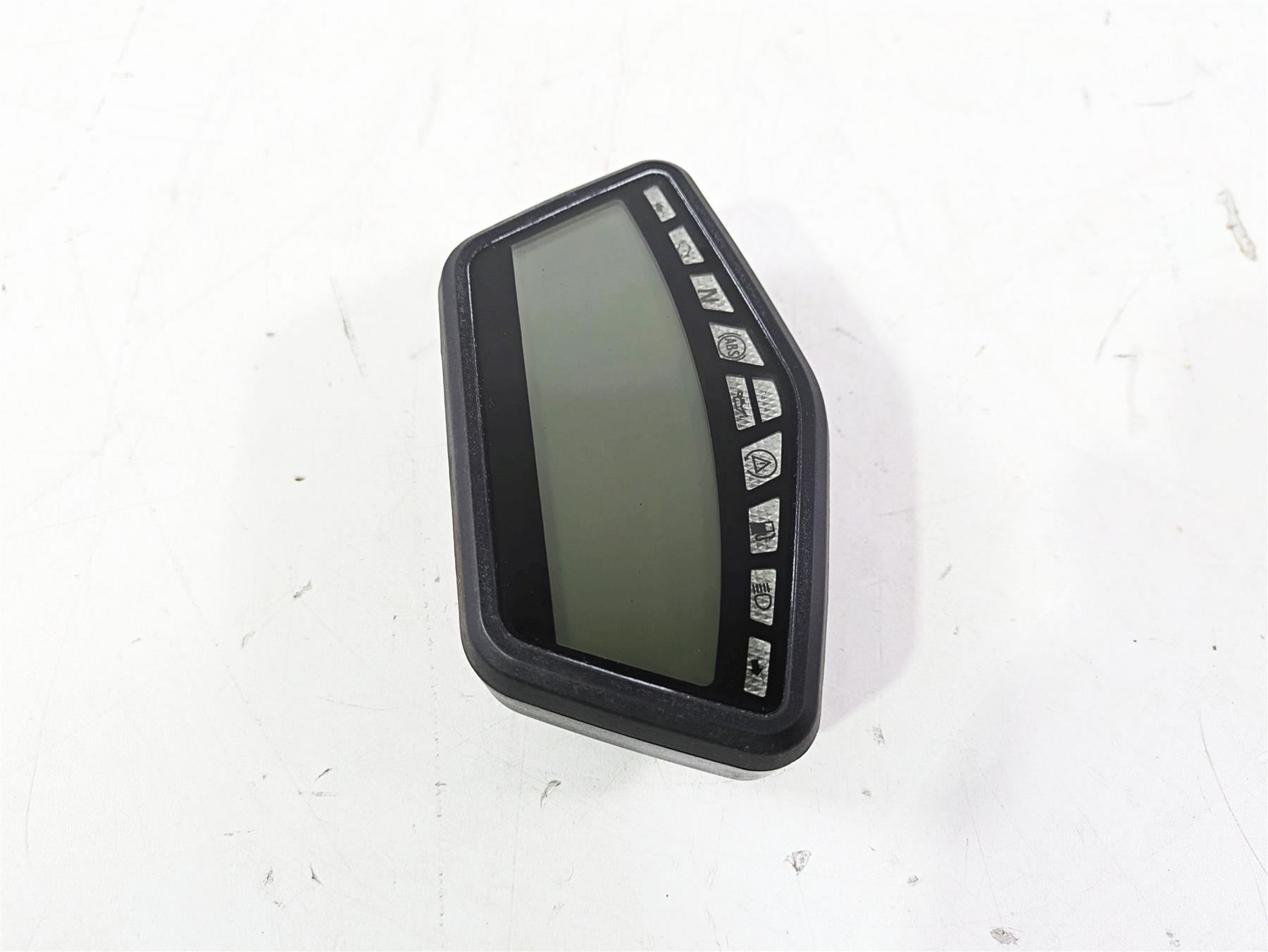 2018 Ducati Hypermotard 939 SP Speedometer Dash Gauge Ran with no Key 40611222C {{ shop.shopifyCountryName }} - Mototech271