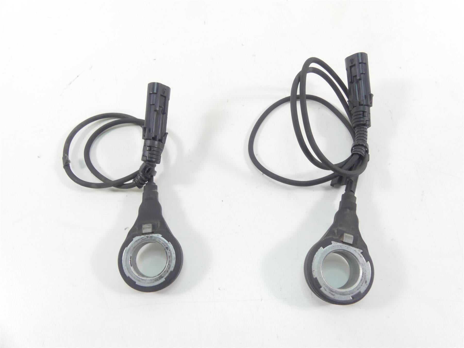 2014 Harley Touring FLHTK Electra Glide Abs Brake Wheel Speed Sensors 40615-08 {{ shop.shopifyCountryName }} - Mototech271