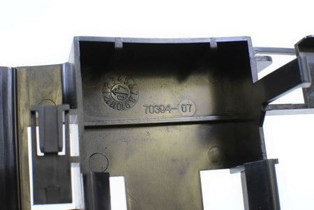 2007 Harley VRSCX V-Rod All Electric Plastic Holder Carrier Set get off part {{ shop.shopifyCountryName }} - Mototech271