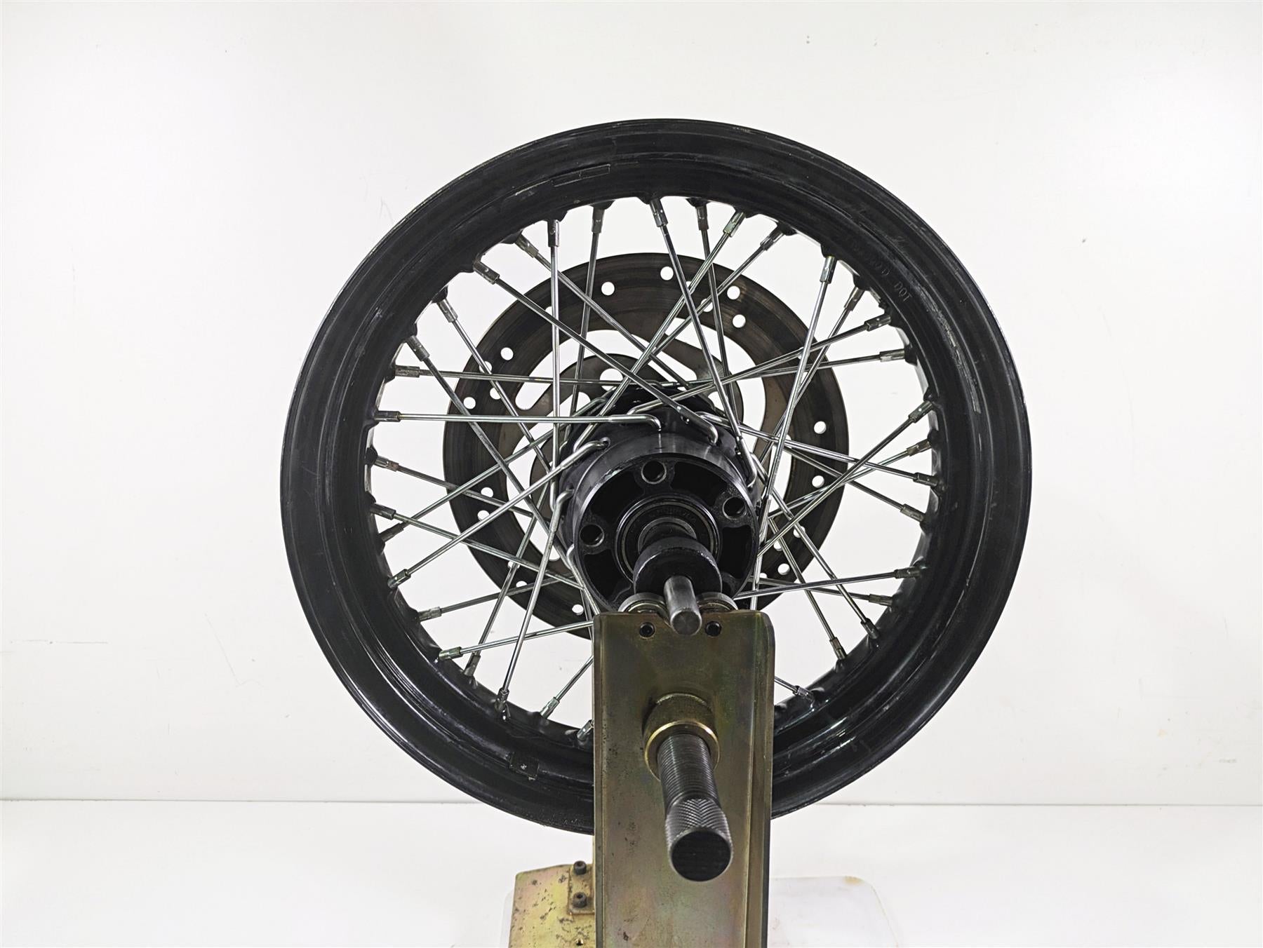 2014 Harley FLS Softail Slim Rear Wheel Rim 16x3 READ 55109-12 {{ shop.shopifyCountryName }} - Mototech271