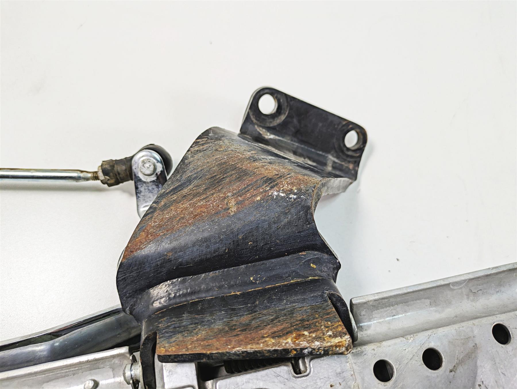 2006 Honda V-Twin VTX1300 R Left Front Floor Board & Shifter Parts 50625-MEA-670 {{ shop.shopifyCountryName }} - Mototech271