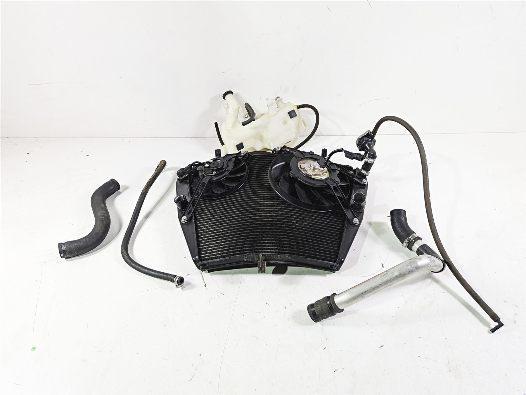 2008 Honda CBR1000RR SC59 Radiator Fan Reservoir Hoses Set 19010-MFL-003 {{ shop.shopifyCountryName }} - Mototech271