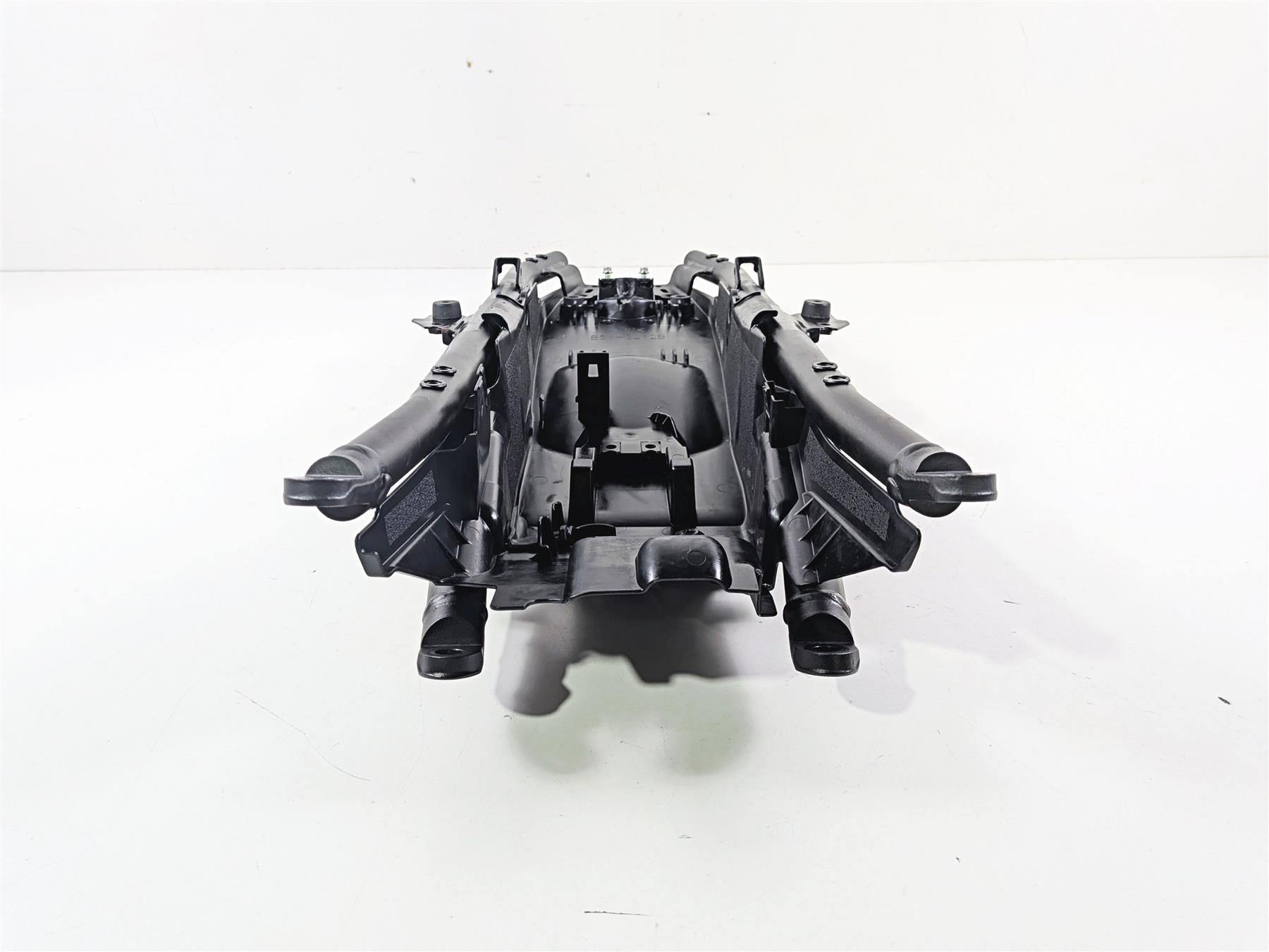 2023 Yamaha MT10 MTN1000 Subframe Sub Frame & Inner Fender B5Y-21190-00-00 {{ shop.shopifyCountryName }} - Mototech271