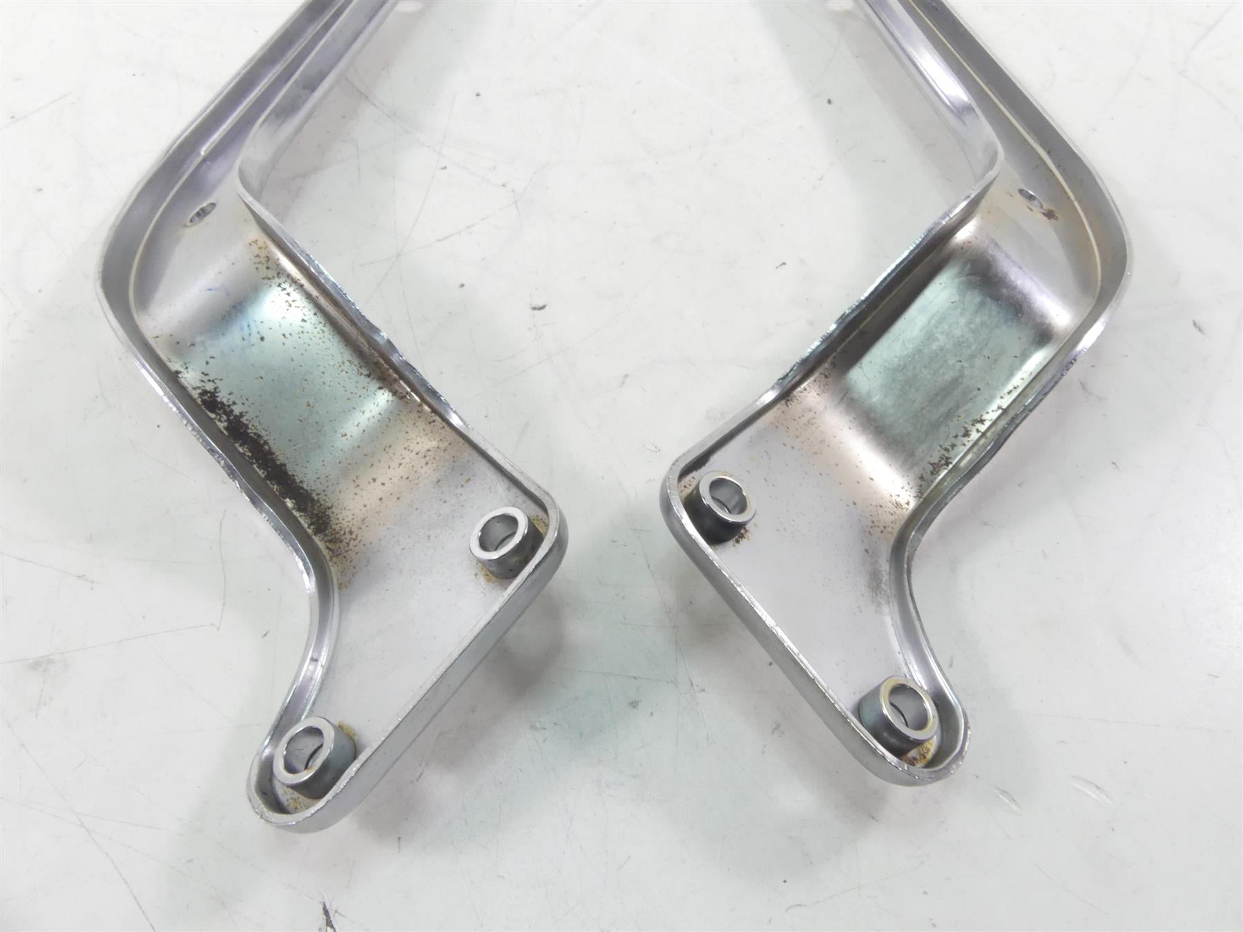 2005 Harley Softail FLSTSC Heritage Springer Rear Fender Struts Set 59955-03 {{ shop.shopifyCountryName }} - Mototech271