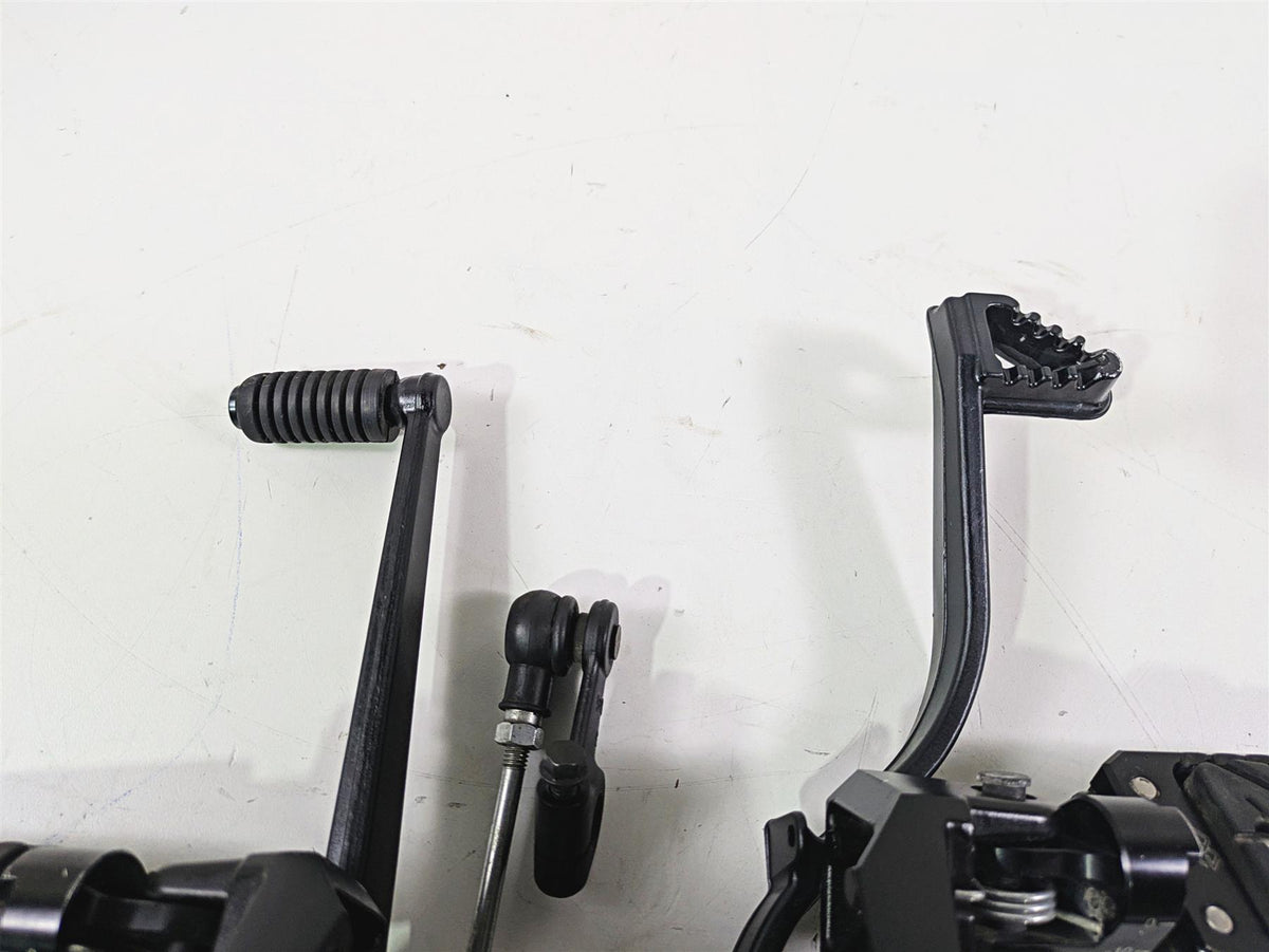 2020 Suzuki V-Strom 1050 XT Front Footpeg Brake Shift Lever Set 43521-06G01-YAP {{ shop.shopifyCountryName }} - Mototech271