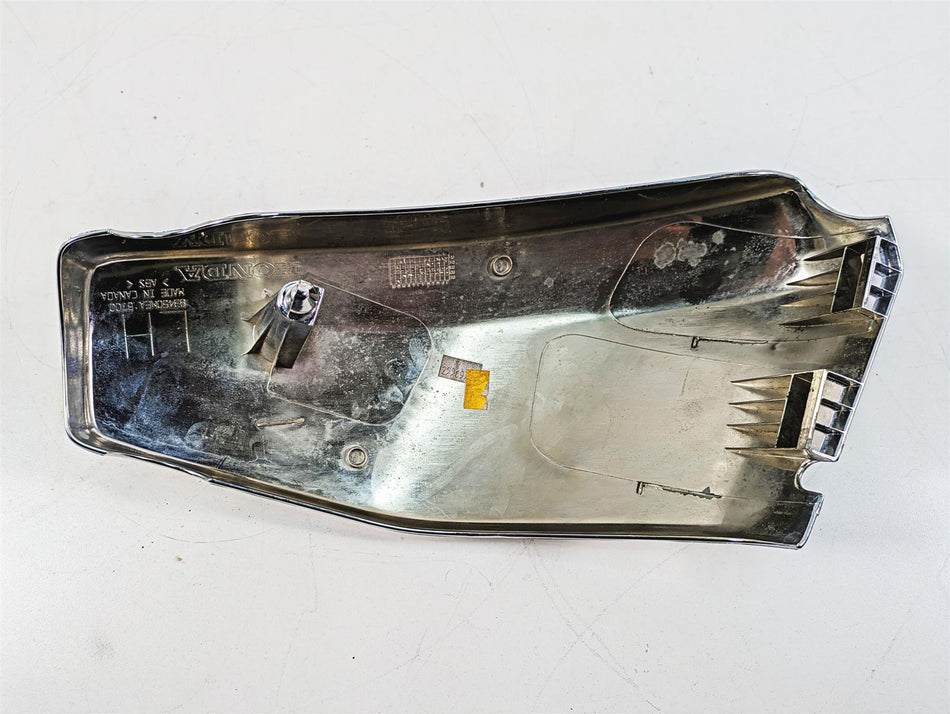 2006 Honda V-Twin VTX1300 R Right Side Chrome Cover Fairing Panel 83520-MEA-670 {{ shop.shopifyCountryName }} - Mototech271