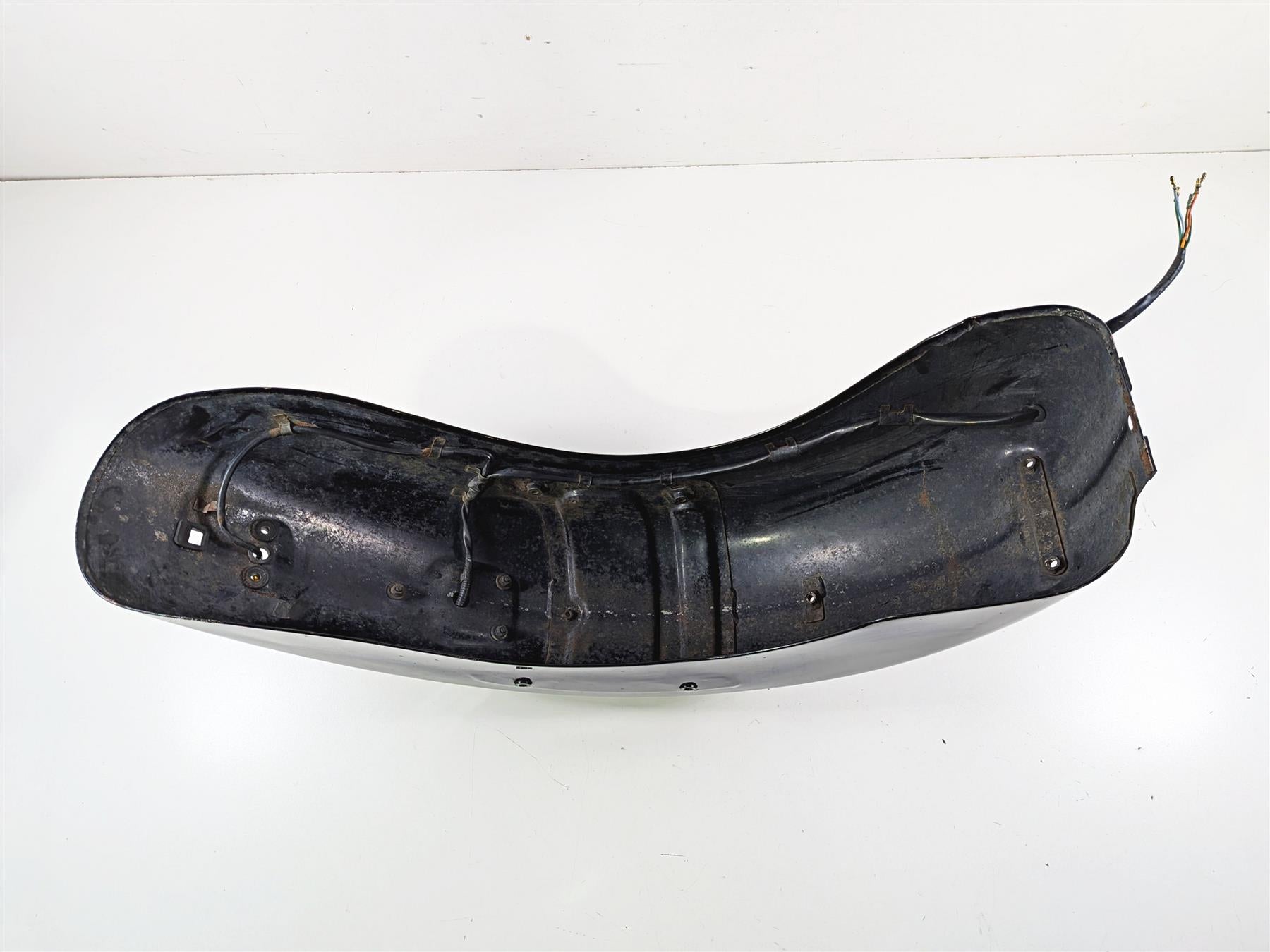 2002 Honda Shadow VT750 CDA Deluxe Rear Fender & Taillight 80100-MBA-661ZB {{ shop.shopifyCountryName }} - Mototech271