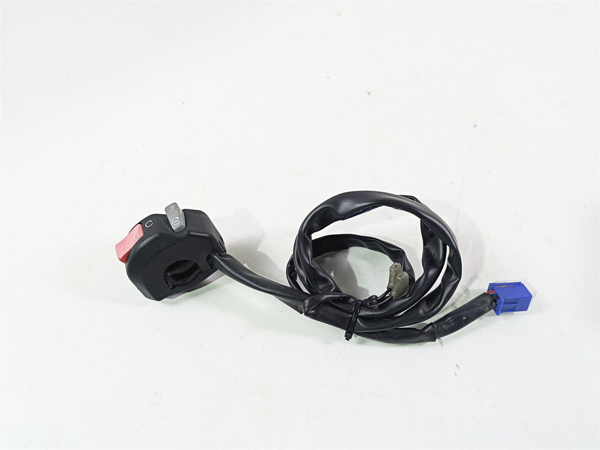 2009 Yamaha FZ1 FZS10 Fazer Right Hand Start Stop Control Switch 2D1-83975-00-00 {{ shop.shopifyCountryName }} - Mototech271