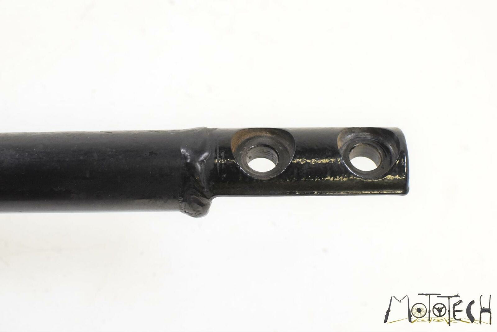 2002 Yamaha XVS1100 V-Star Classic Right Frame Down Tube Rail 5EL-21150-00-00 {{ shop.shopifyCountryName }} - Mototech271