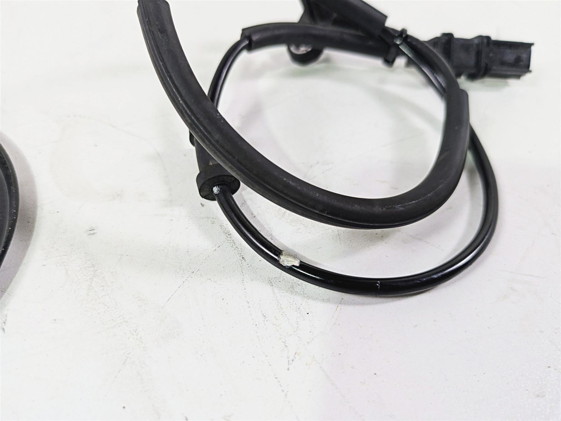 2020 Kawasaki Z900 ZR900 Front Abs Brake Wheel Speed Sensor 21176