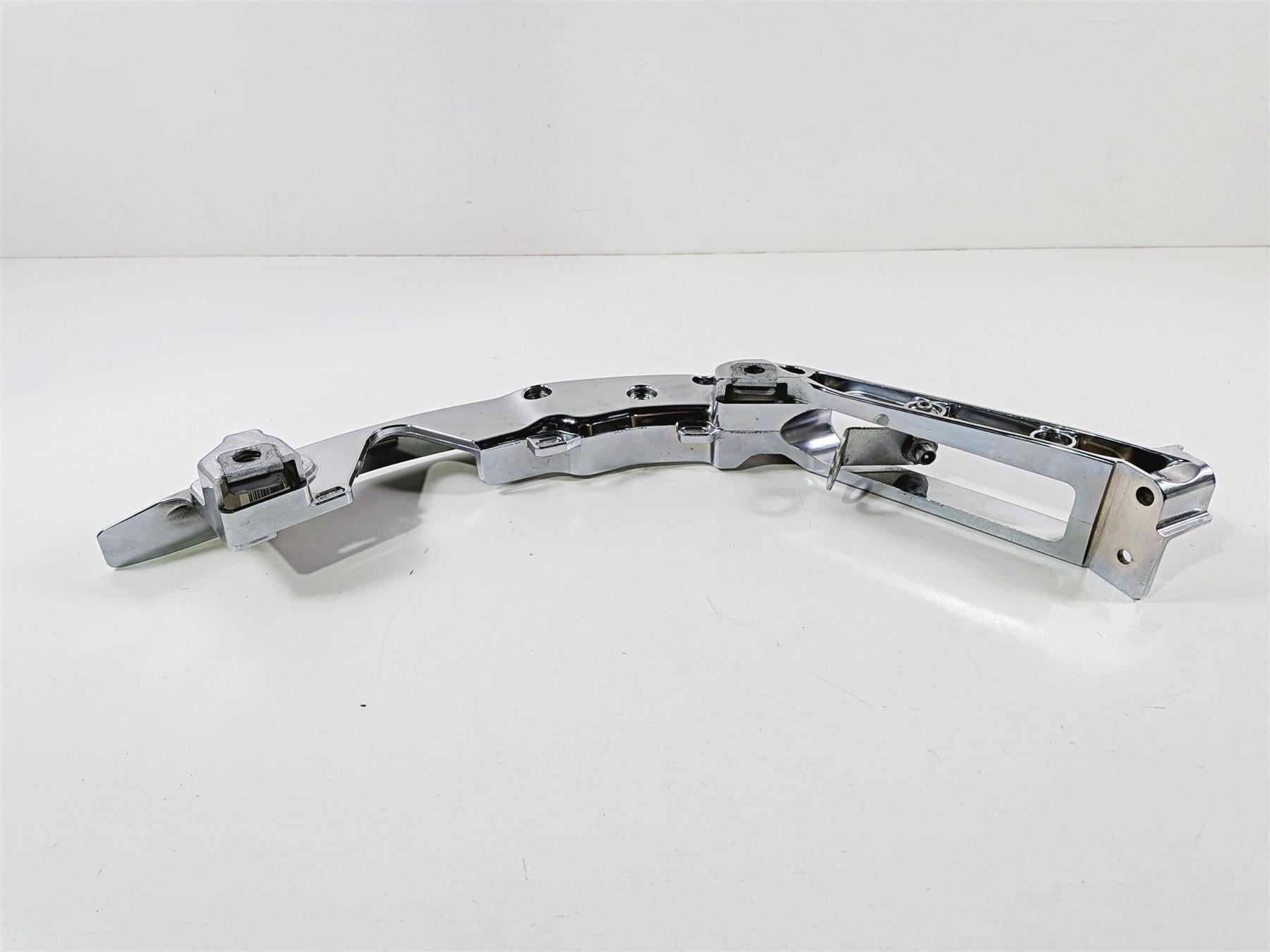 2017 Harley Touring FLHXS Street Glide Left Rear Chrome Saddlebag Support 90200503 {{ shop.shopifyCountryName }} - Mototech271