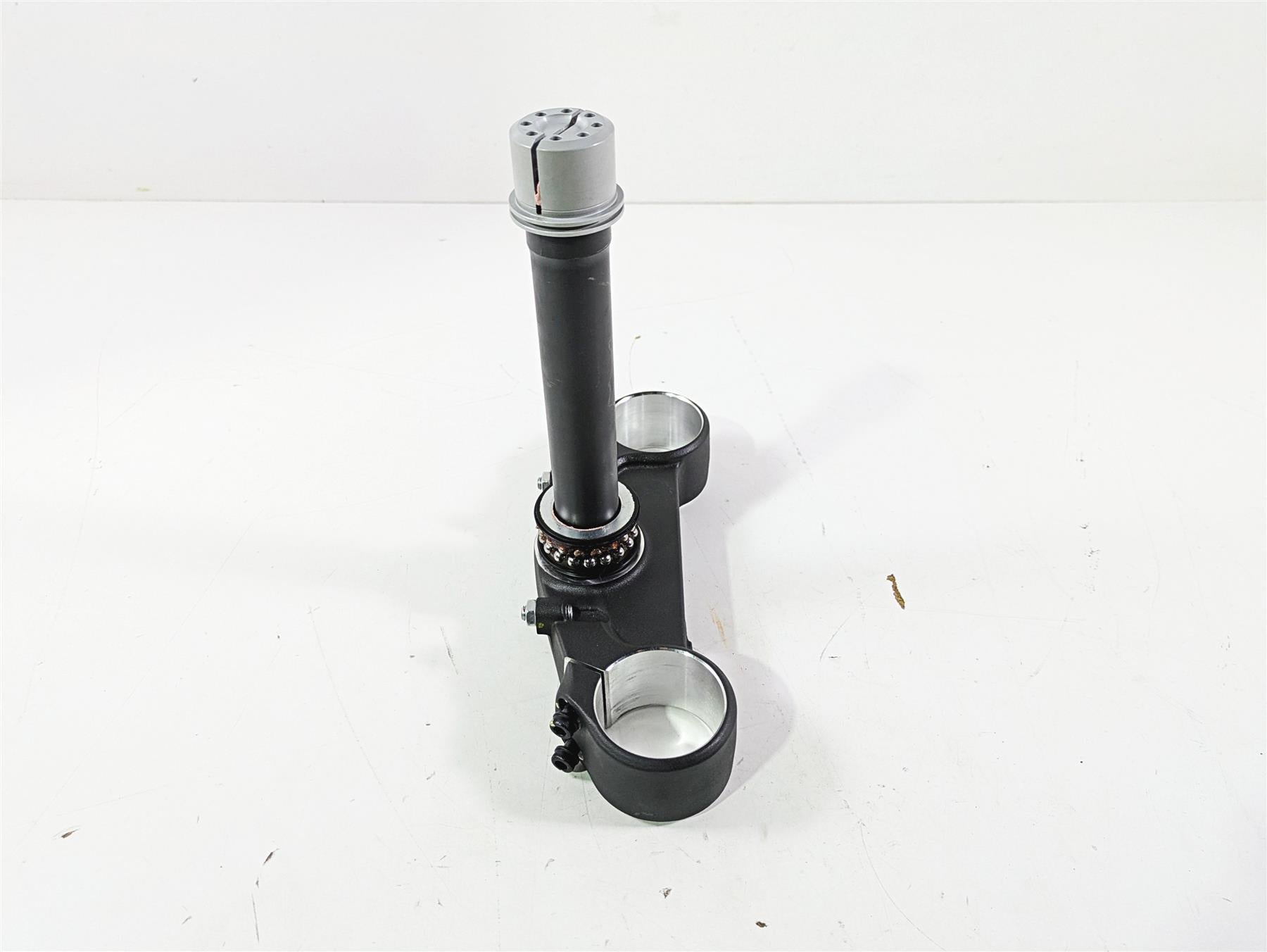 2023 Ducati Monster 937 SP Lower Triple Tree Steering Clamp 342P1241AA {{ shop.shopifyCountryName }} - Mototech271