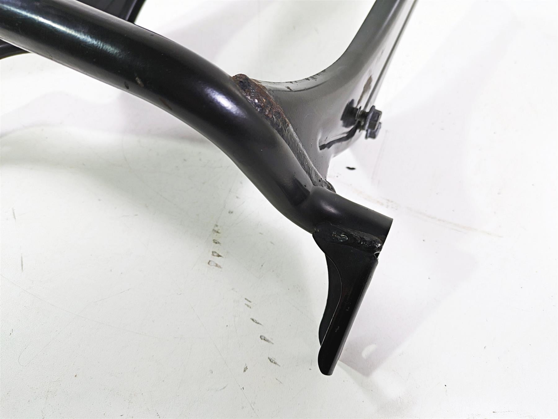 2018 Indian Chieftain Dark Horse Rear Fender Metal Support 1023005 1024636 {{ shop.shopifyCountryName }} - Mototech271