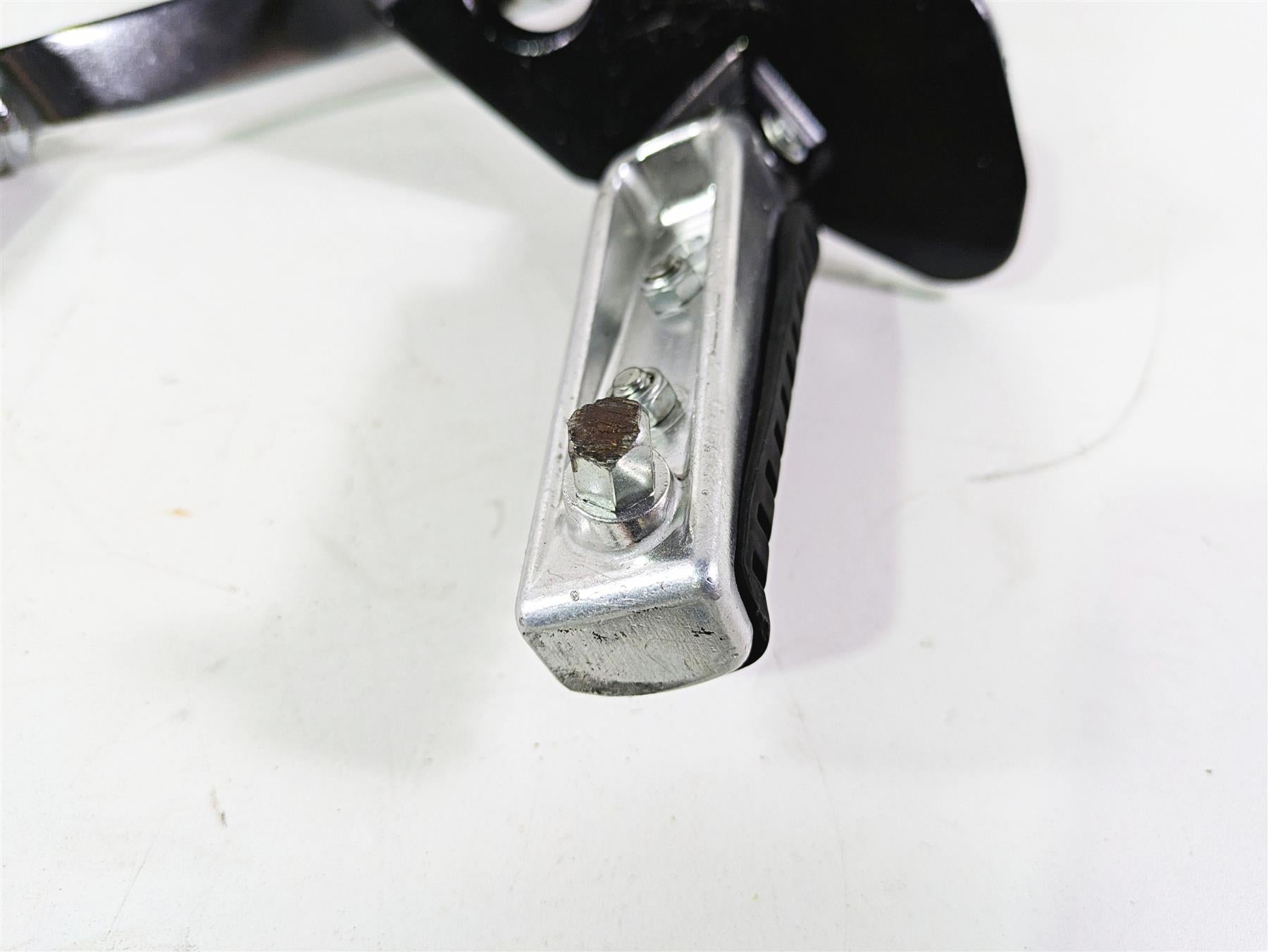 2016 Suzuki M109R VZR1800 Boulevard Right Front Footpeg Brake Pedal 43511-48G10 {{ shop.shopifyCountryName }} - Mototech271