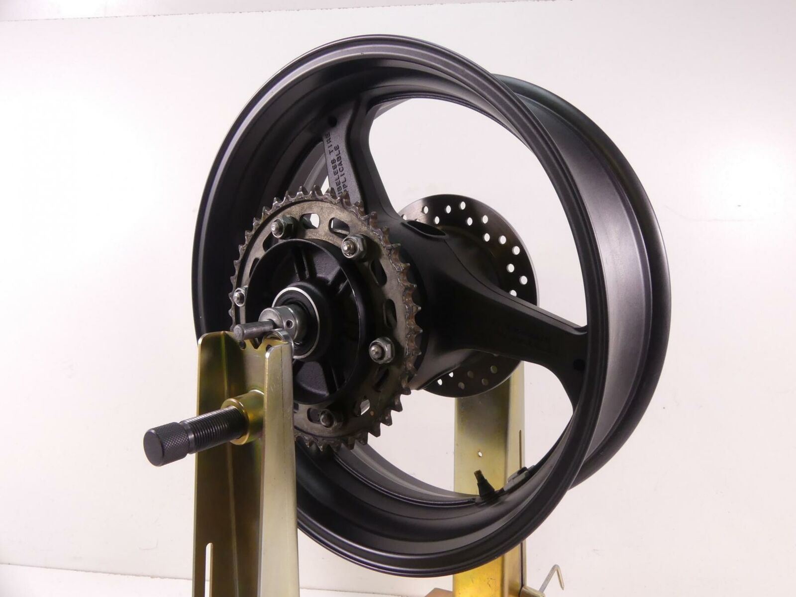 2012 Honda CBR600RR Rear Straight Enkei Rim Wheel 17x 5.5 42650-MFJ-308 {{ shop.shopifyCountryName }} - Mototech271