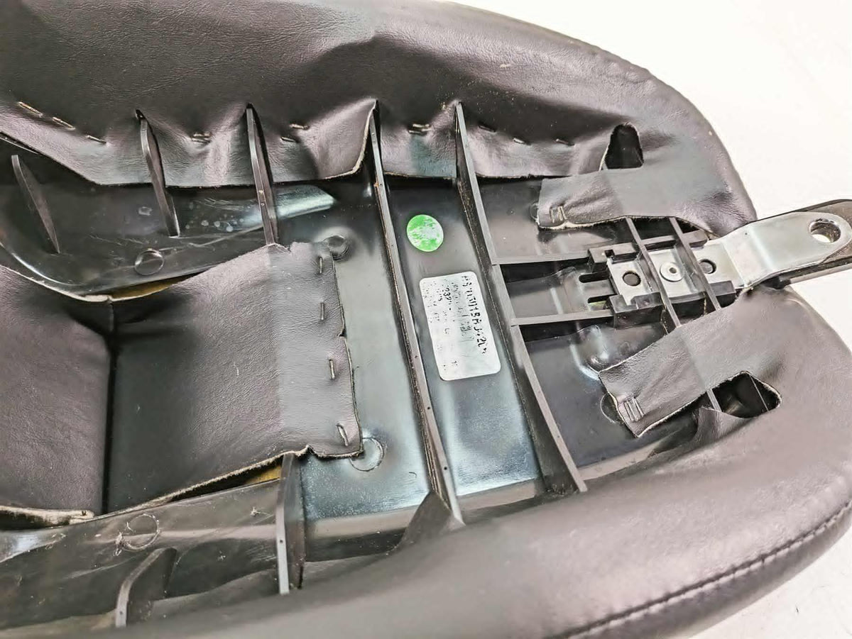 2019 Harley Touring FLHX Street Glide Seat Saddle Low 52320-11 {{ shop.shopifyCountryName }} - Mototech271