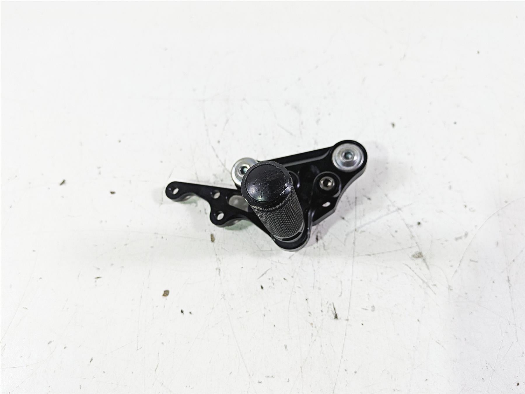 2018 Suzuki GSX1300 R Hayabusa Right Front Racing Footpeg Foot Rest {{ shop.shopifyCountryName }} - Mototech271