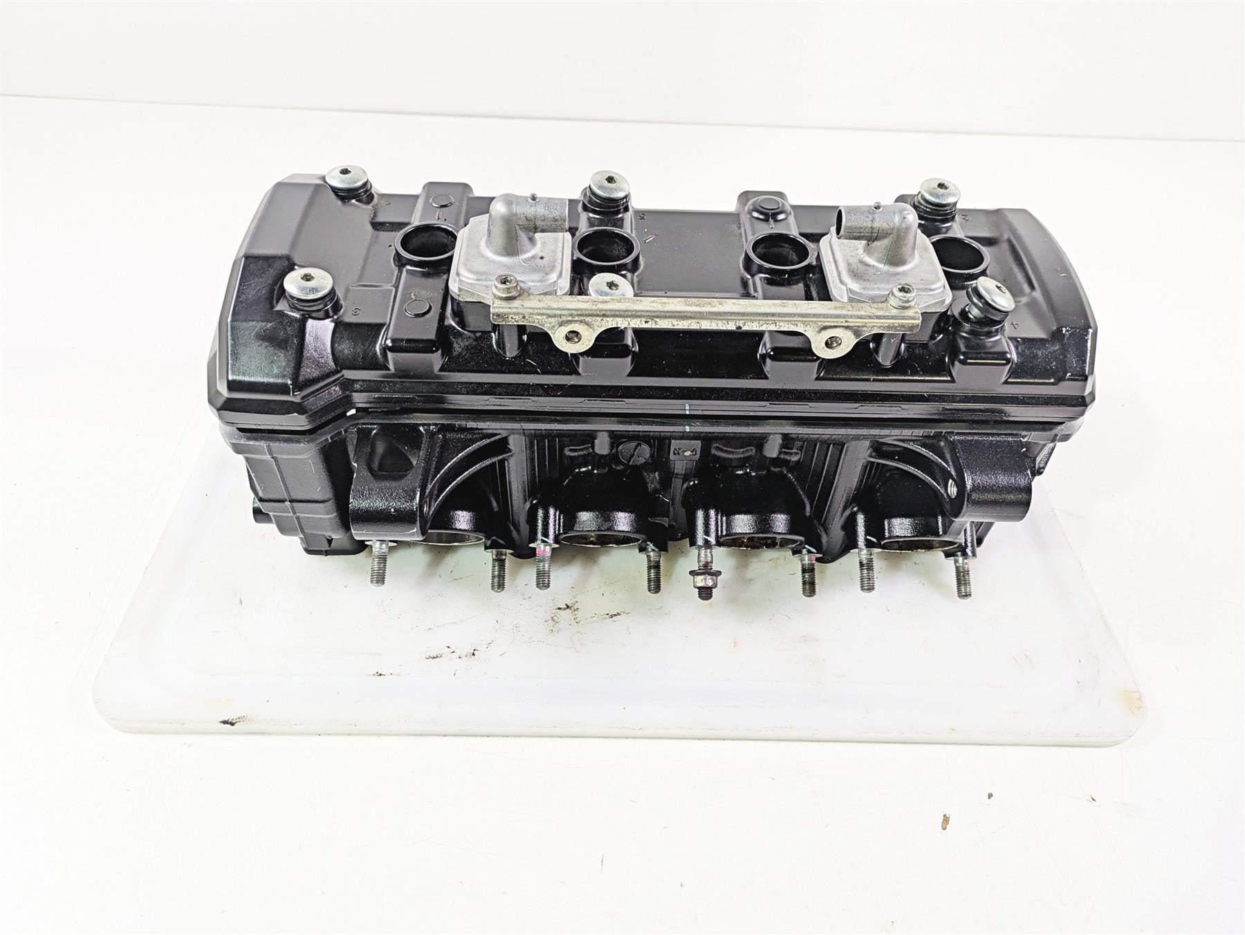 2021 Kawasaki Z900 ZR900 Cylinder Head Valve Cover Set 11008-0998 {{ shop.shopifyCountryName }} - Mototech271