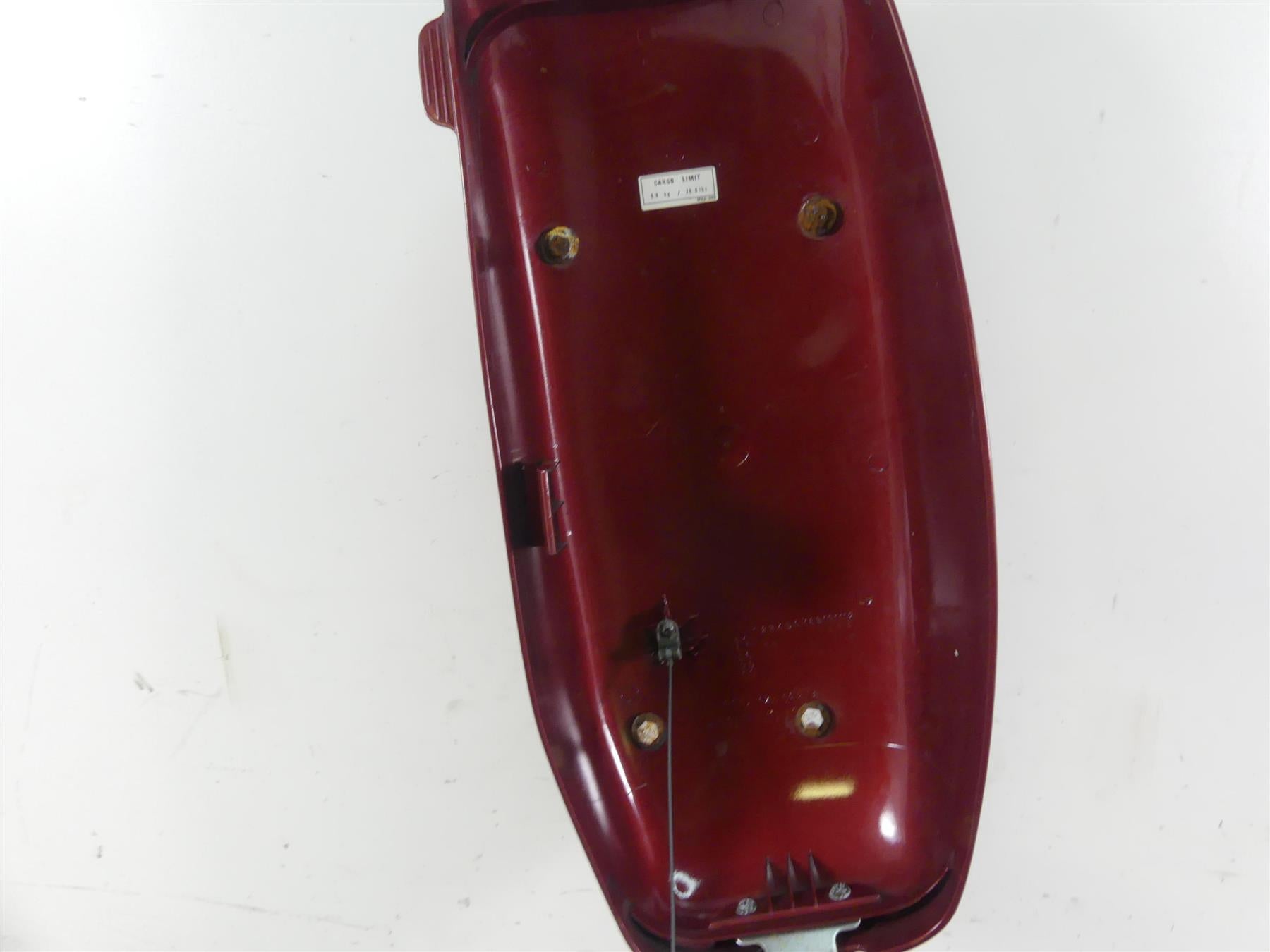 1998 Honda Shadow VT1100T Right Saddlebag Saddle Bag Box - Read 81224-MBC-000 {{ shop.shopifyCountryName }} - Mototech271