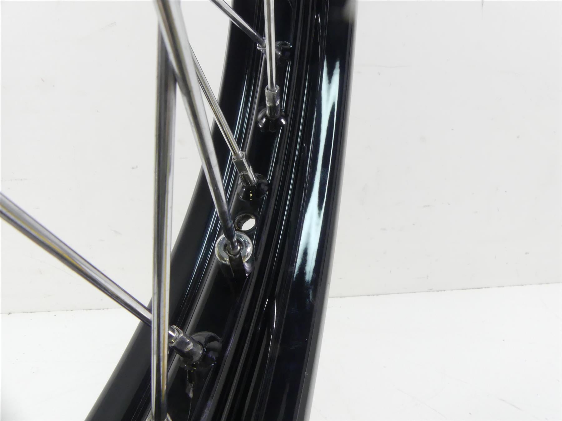 2013 Harley FXDWG Dyna Wide Glide Front Straigt 21x2.15 Spoke Wheel Rim 41325-10 {{ shop.shopifyCountryName }} - Mototech271