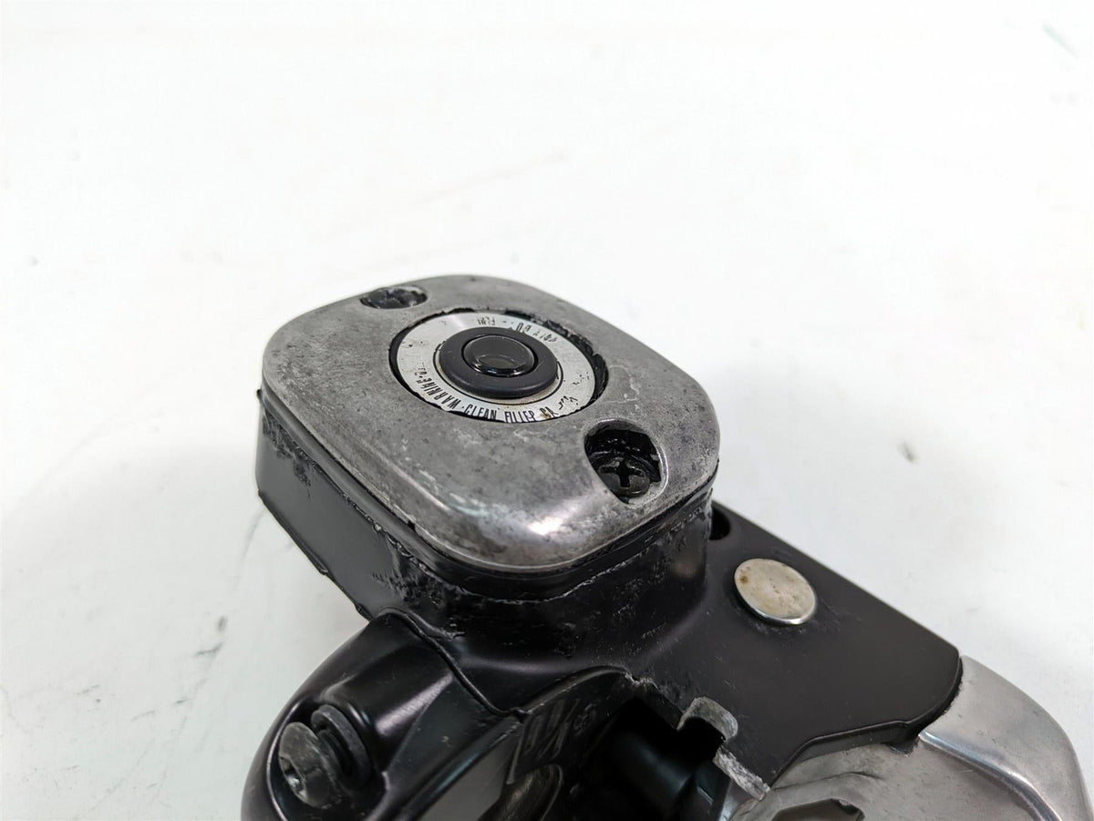 2006 Harley Touring FLHTCUI Electra Glide Front Brake Master Cylinder 41700738 {{ shop.shopifyCountryName }} - Mototech271