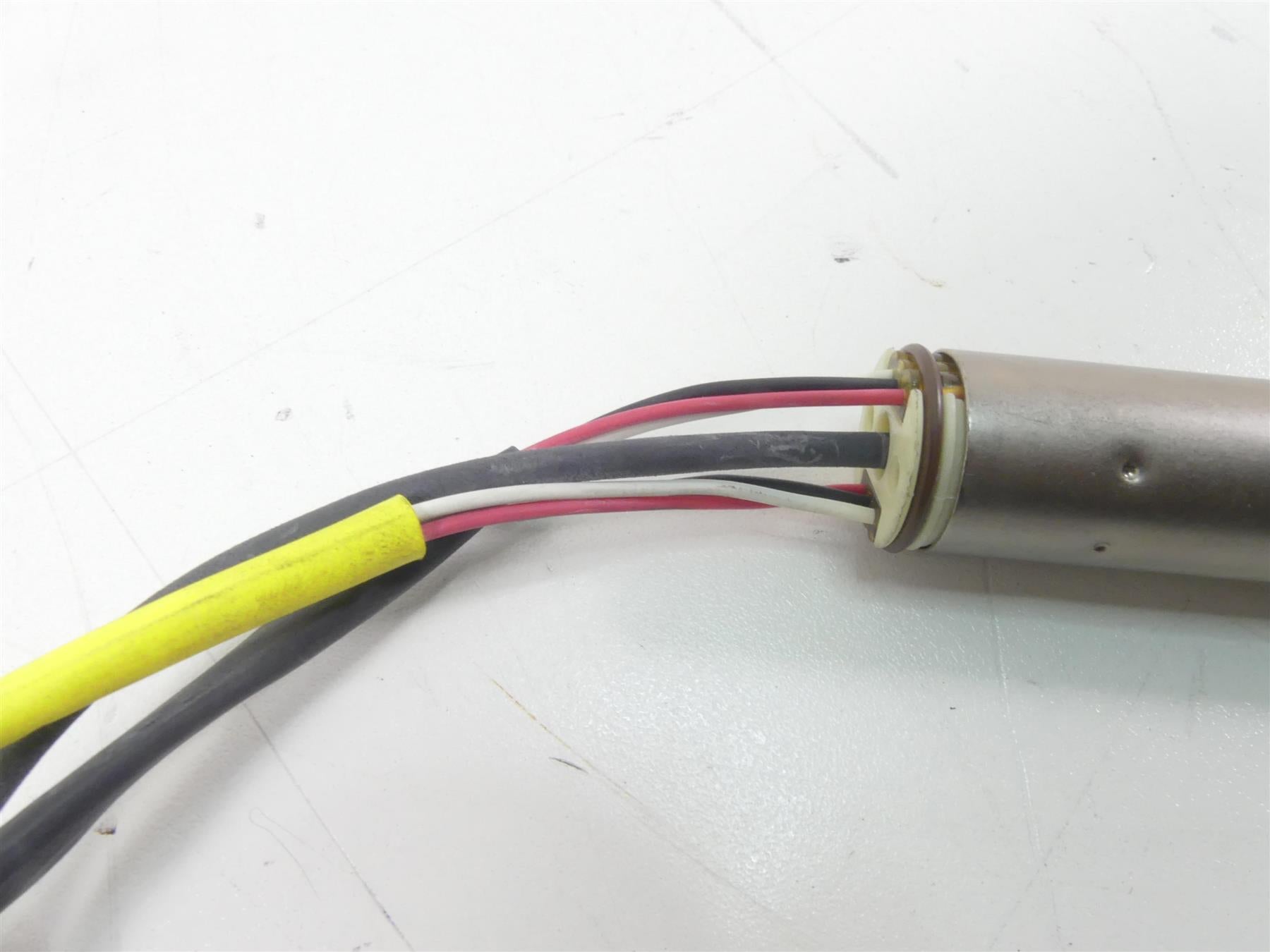 2013 Harley Touring FLHTP Electra Glide Ride By Wire Sensor - Read 32305-08 {{ shop.shopifyCountryName }} - Mototech271