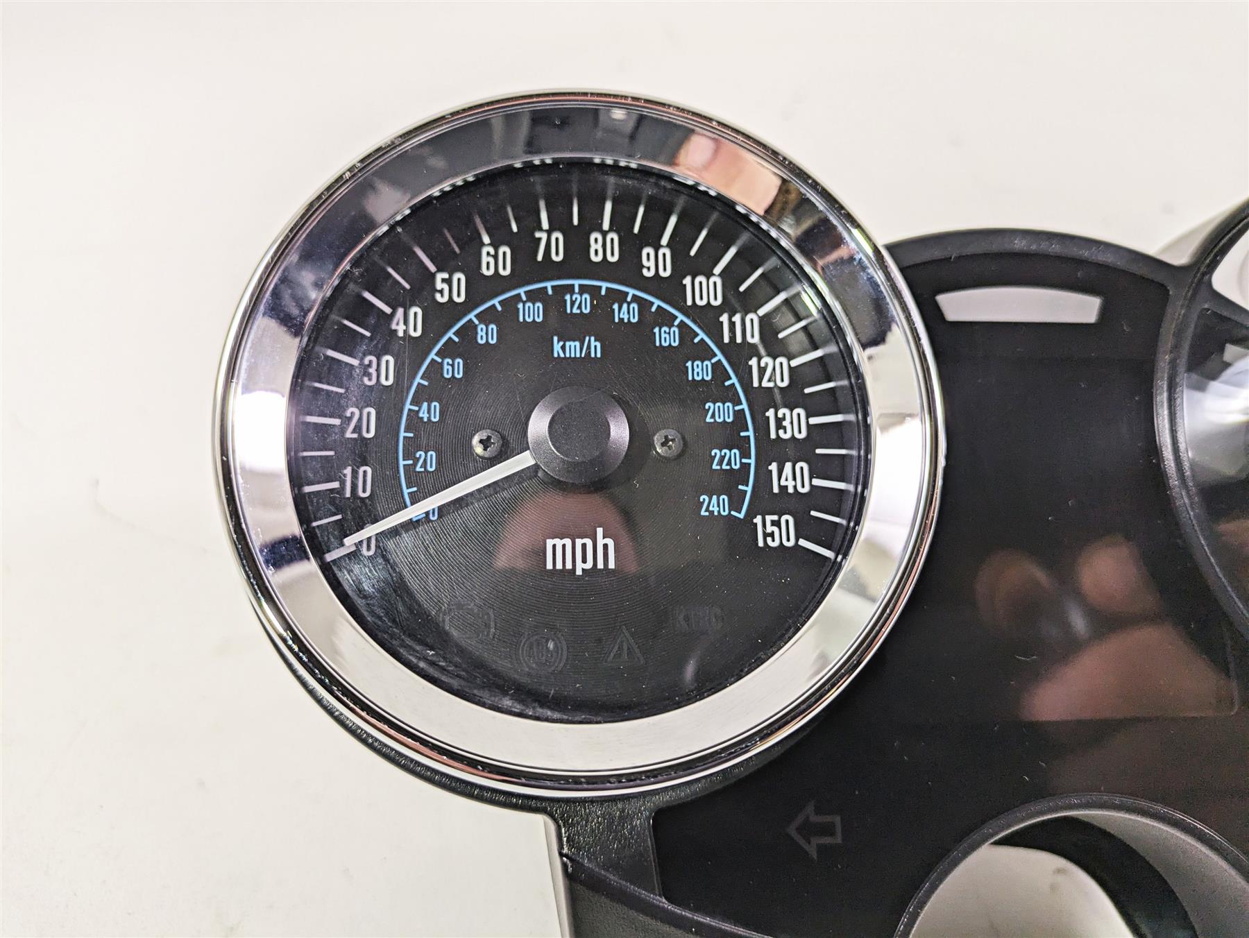 2022 Kawasaki ZR900RS Cafe Speedometer Gauge Instrument 3k CA 25031-0897 {{ shop.shopifyCountryName }} - Mototech271