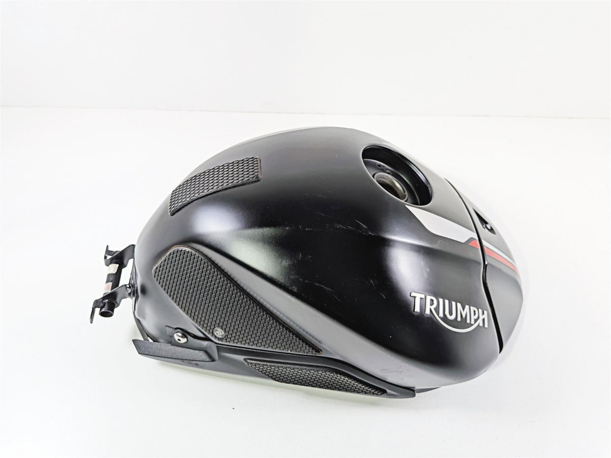 2019 Triumph Speed Triple RS 1050 Fuel Gas Petrol Tank & Covers T2401393 {{ shop.shopifyCountryName }} - Mototech271