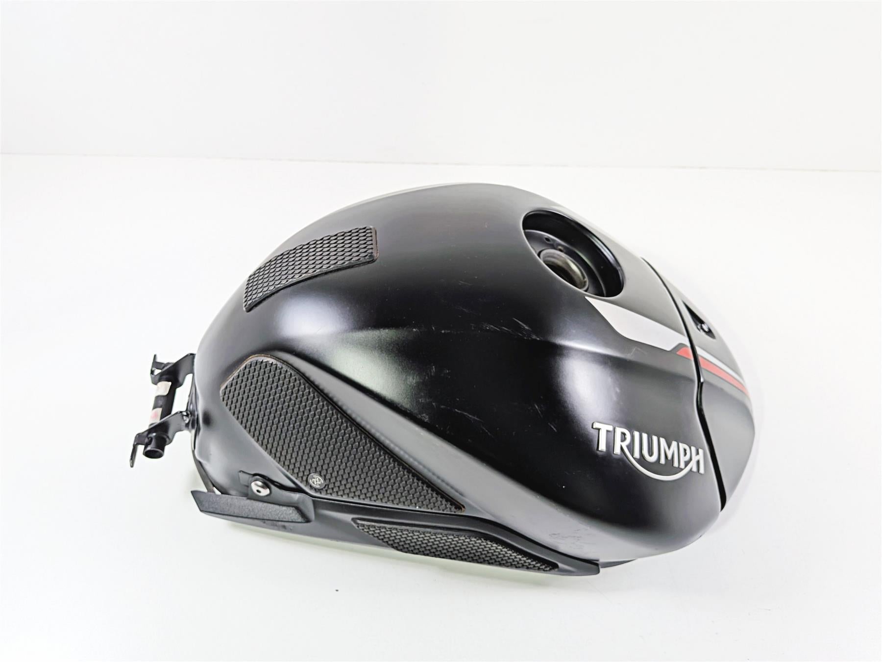2019 Triumph Speed Triple RS 1050 Fuel Gas Petrol Tank & Covers T2401393 {{ shop.shopifyCountryName }} - Mototech271