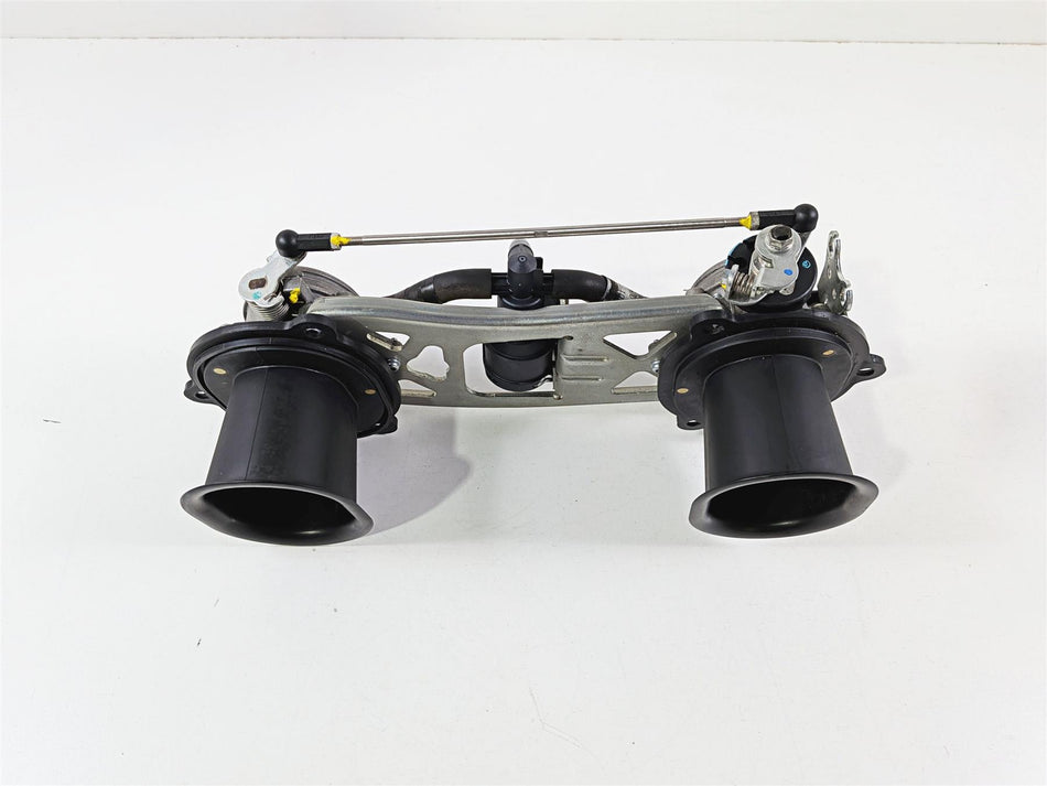 2011 Ducati Streetfighter 1098 S Throttle Body Bodies 28240793B {{ shop.shopifyCountryName }} - Mototech271
