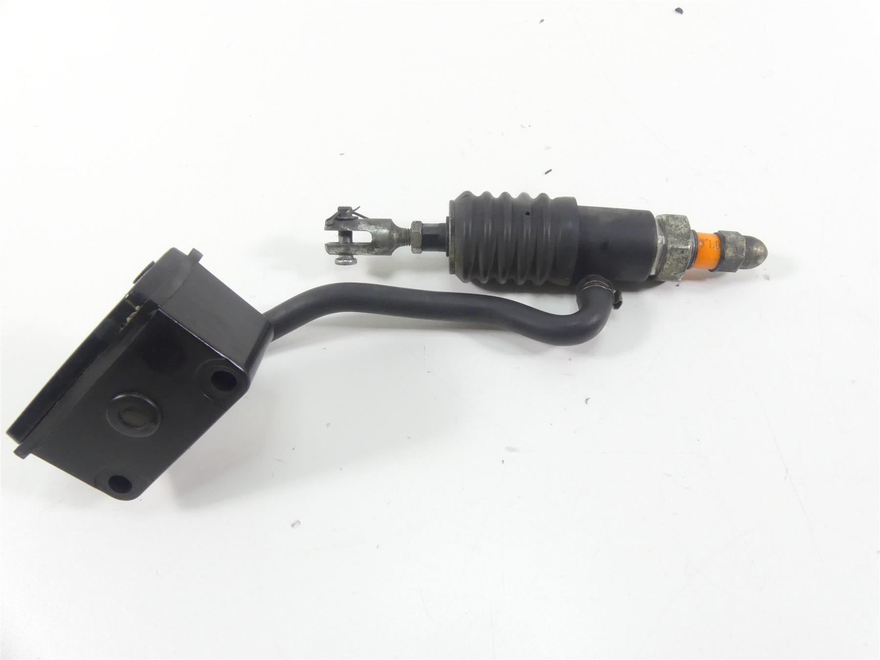 1995 Harley Touring FLHTCU Electra Glide Rear Brake Master Cylinder 41755-95A {{ shop.shopifyCountryName }} - Mototech271