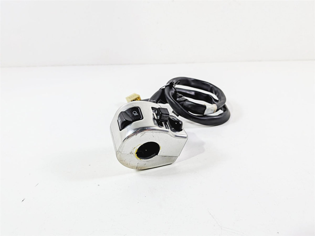 2006 Yamaha XVZ1300 Royal Star Left Hand Light Control Switch 1D6-83973-00-00 {{ shop.shopifyCountryName }} - Mototech271