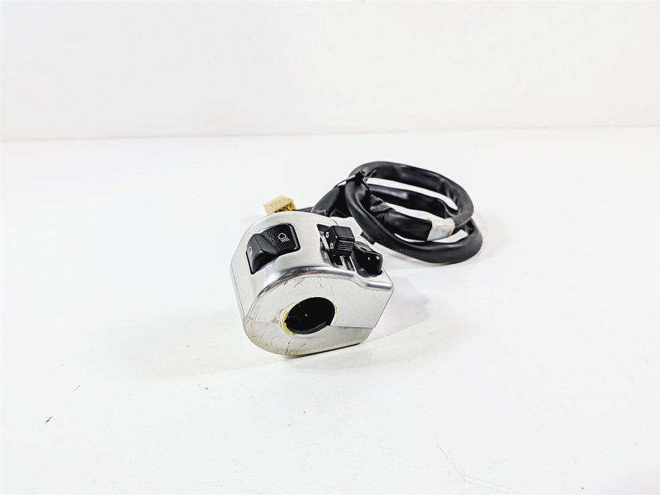 2006 Yamaha XVZ1300 Royal Star Left Hand Light Control Switch 1D6-83973-00-00 {{ shop.shopifyCountryName }} - Mototech271