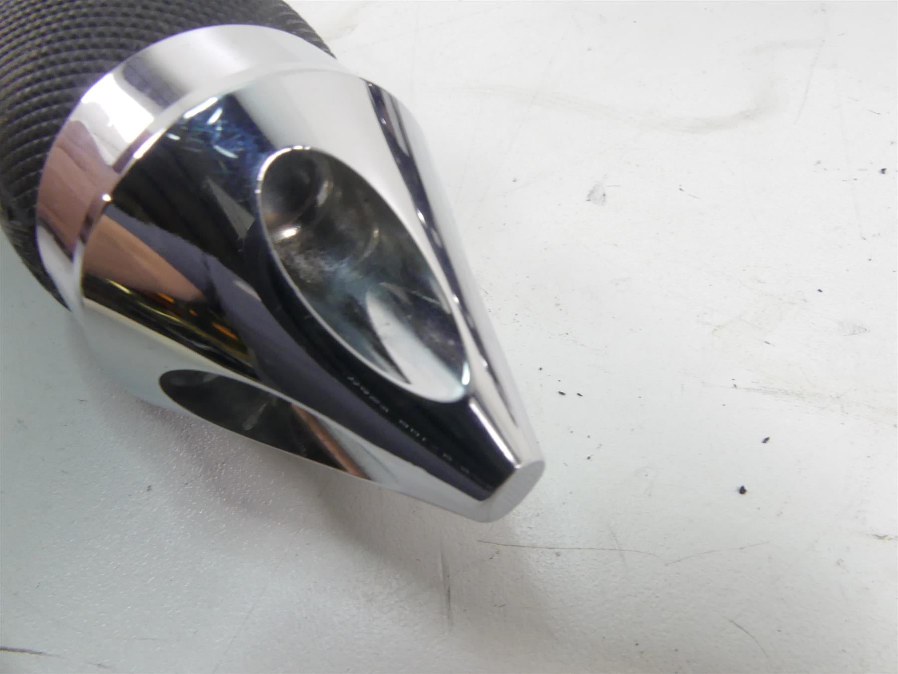 2004 Harley FXDWGI Dyna Wide Glide Avon Spike 1" Handlebar Grip Set 0630-1224 {{ shop.shopifyCountryName }} - Mototech271