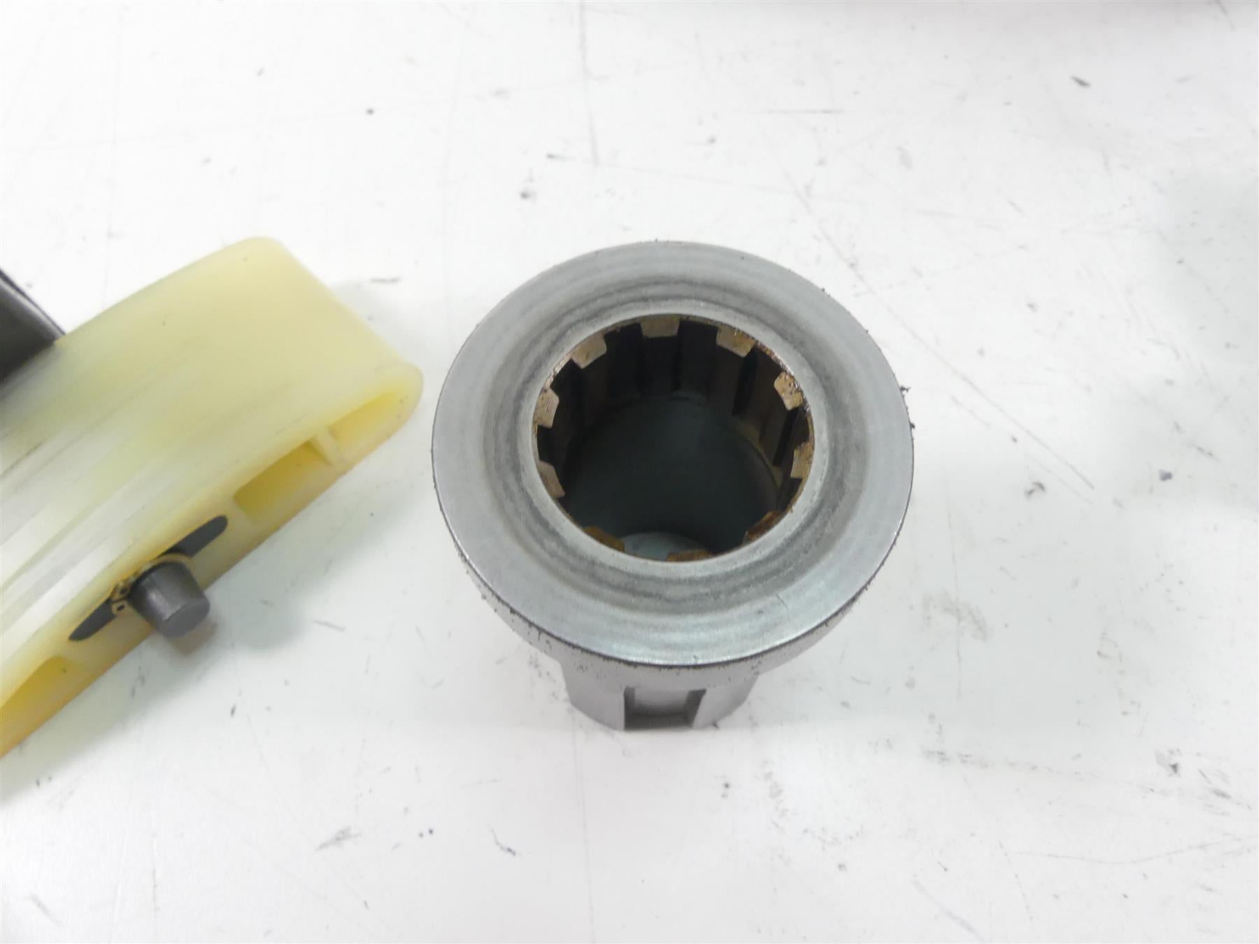 2005 Harley Touring CVO FLHTCSE Electra Glide Primary Drive Clutch 37806-03 {{ shop.shopifyCountryName }} - Mototech271