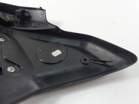2019 BMW R1250GS K50 Right Side Intake Fairing & Emblem 46638556656 46638392882 {{ shop.shopifyCountryName }} - Mototech271