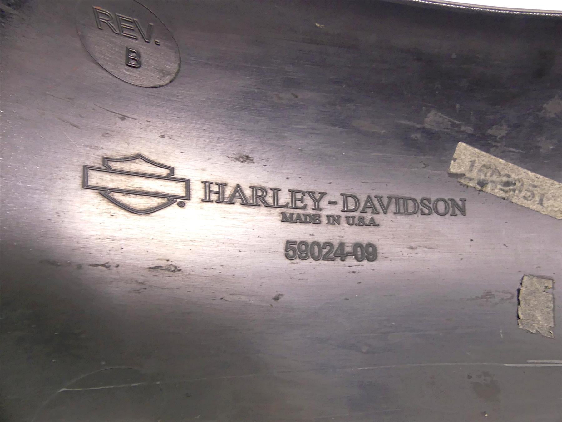 2015 Harley VRSCF Muscle V-Rod Front Fender & Bracket 59024-11DH 59024-09 {{ shop.shopifyCountryName }} - Mototech271