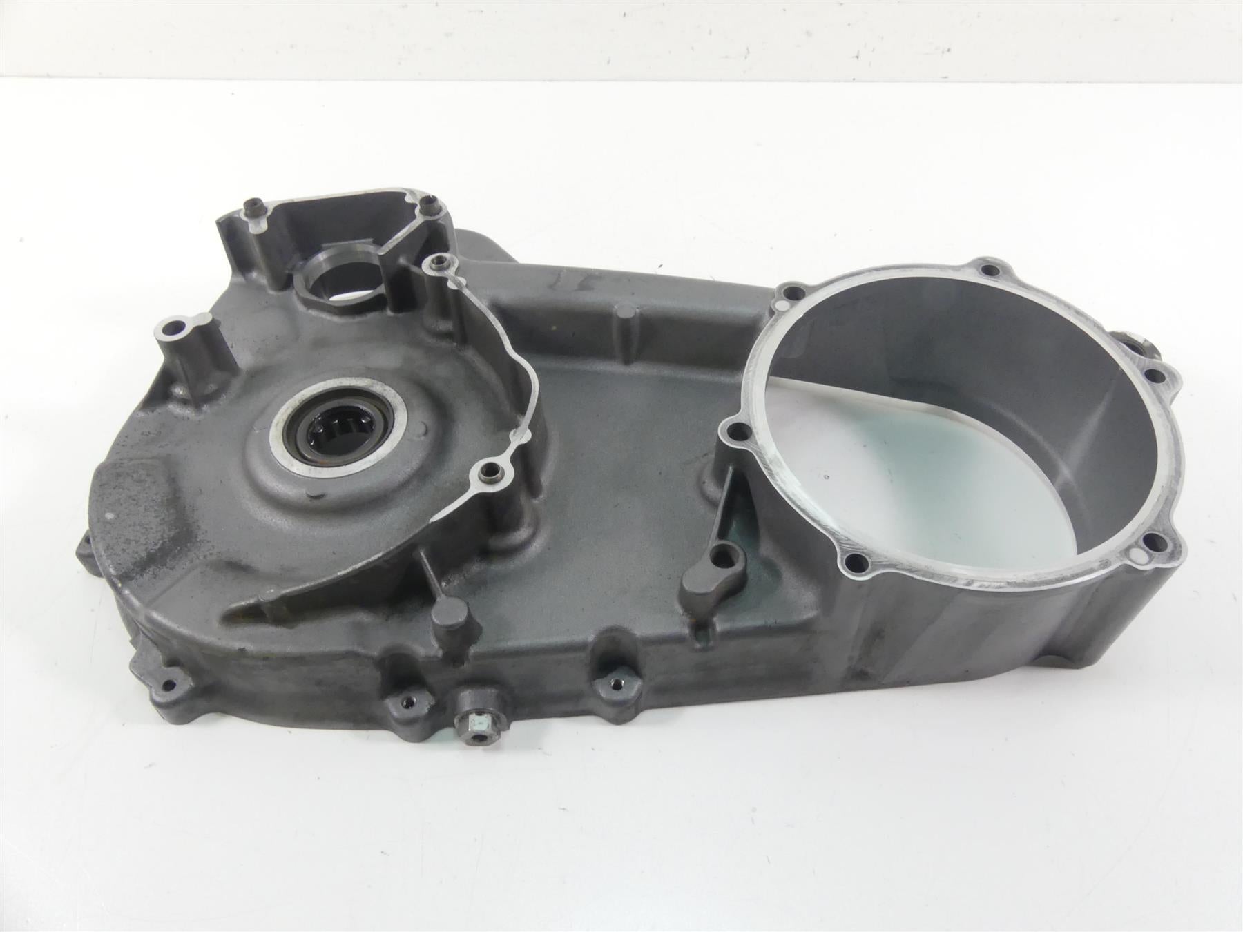 2009 Harley FLHTCU SE4 CVO E-Glide Inner Primary Drive Clutch Cover 60677-07 {{ shop.shopifyCountryName }} - Mototech271